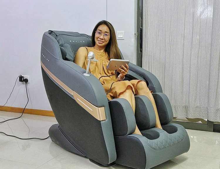 Can Massage Chairs Help Reduce Daily Body Tension?