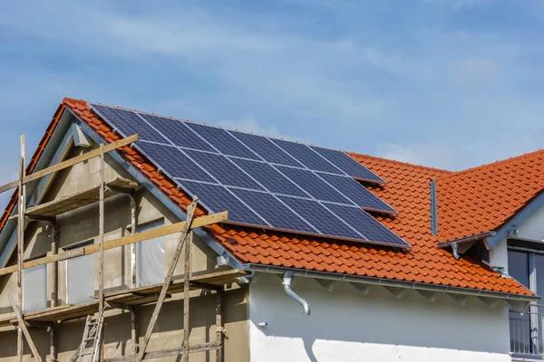 Updated solar requirements for installations in modern homes
